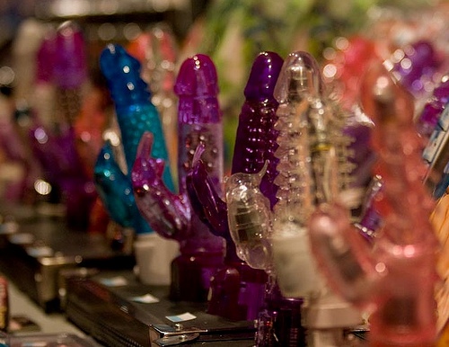 jelly-rubber-sex-toys_7-things-that-should-not-go-near-your-hoo-ha